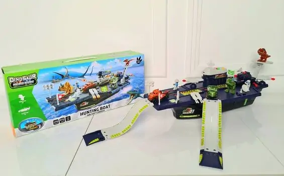 HUNTING BOAT AIRCRAFT CARRIER PARKING XZ-692 საბავშვო სათამაშო პარკინგი