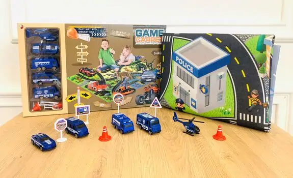 GAME CARPET WITH POLICE CAR სათამაშო ხალიჩა პოლიციის მანქანებით, 2 image