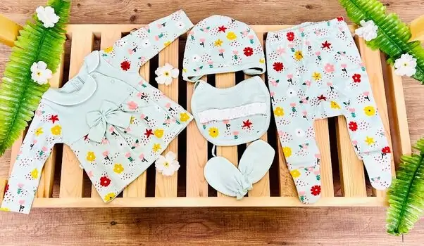 Caramell 5 In 1 Set Daisy Tulip Green საბავშვო ტანსაცმლის ნაკრები