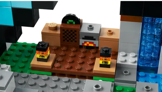 Lego Minecraft 21244 The Sword Outpost, 5 image