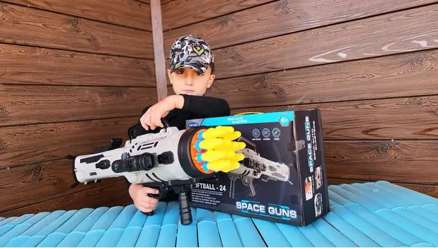 Space Guns Blaster Shoots  - სათამაშო თოფი, 2 image
