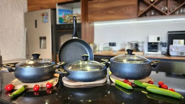 Kitchen Cookware Set Black ქვაბების კომპლექტი