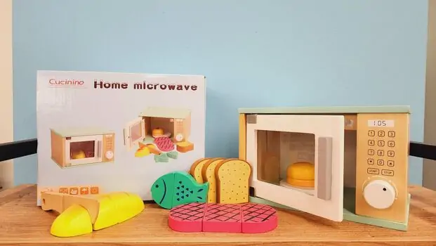 Wooden Toy Microwave Oven - ხის სათამაშო მიკროტალღური ღუმელი, 2 image