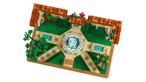 LEGO Icons 10359 Fountain Garden, 9 image