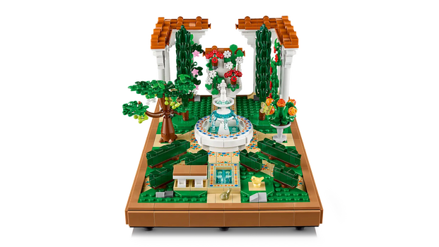LEGO Icons 10359 Fountain Garden, 11 image