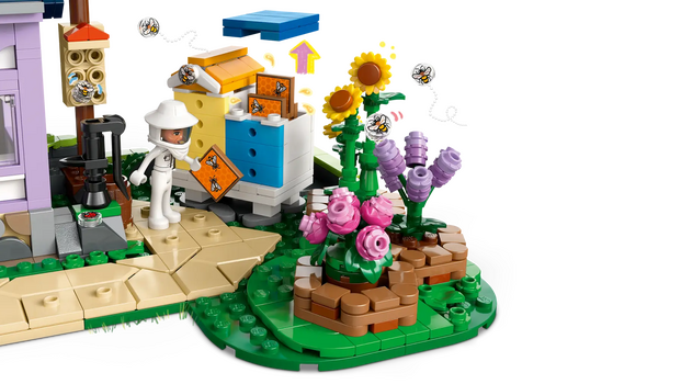 LEGO Friends 42669 Beekeepers' House and Flower Garden, 6 image