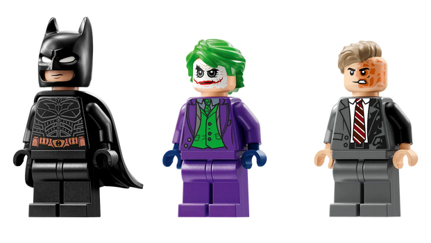 LEGO Super Heroes 76303 Batman™ Tumbler vs. Two-Face™ & The Joker™, 7 image