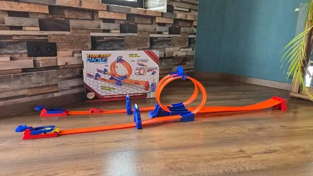 Racing Track  With 2 Pull Back Car - სათამაშო ტრასა, 3 image