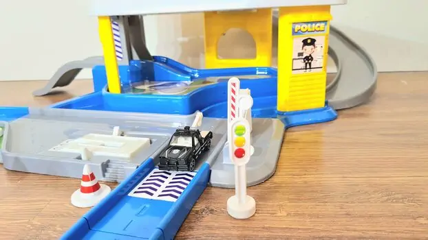 Dede 03348 2 LEVEL POLICE STATION GARAGE SET MEGA PIST სათამაშო ტრასა, 3 image