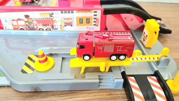 Dede 03343 1 LEVEL FIRE STATION GARAGE SET სათამაშო ტრასა, 9 image