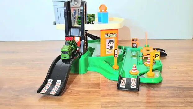 Dede 03340 MILITARY GARAGE SET სათამაშო ტრასა, 3 image