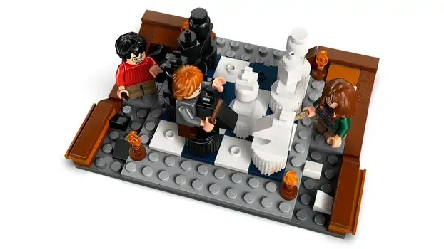 LEGO Harry Potter 76454 Hogwarts™ Castle: The Main Tower, 6 image