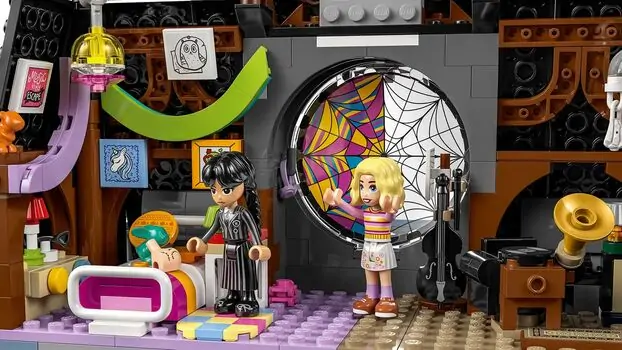 Lego Wednesday 76781 Wednesday & Enid's Dorm Room, 7 image