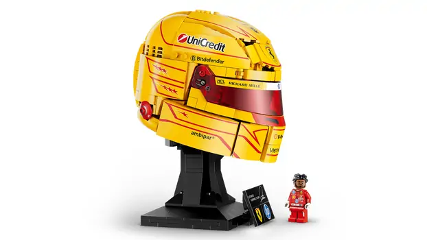 Lego Editions 43022 Scuderia Ferrari HP Lewis Hamilton Helmet, 9 image