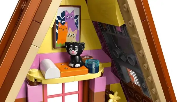 LEGO Friends 42682 Nature Glamping Cabin, 10 image