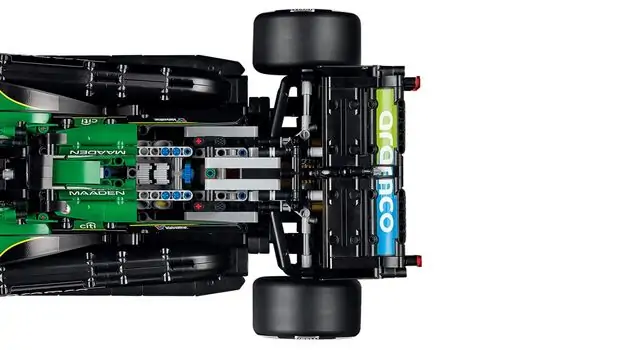 Lego Technic 42240 Aston Martin Aramco AMR25 F1® Car, 6 image