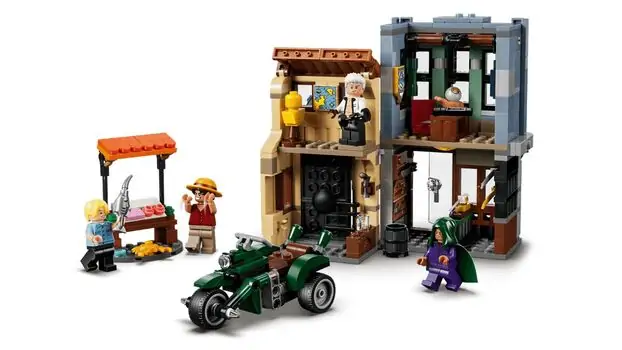 Lego One Piece 75642 Showdown with Captain Smoker, 3 image