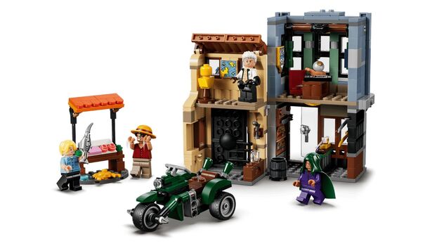 Lego One Piece 75642 Showdown with Captain Smoker, 3 image