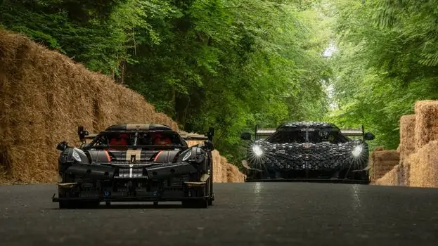 Lego Technic 42232 Koenigsegg Sadair's Spear Megacar, 21 image