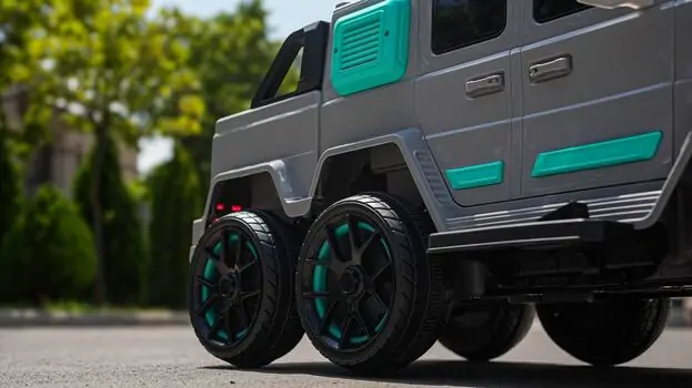 Mercedes Benz G63 AMG Car Grey - ელექტრო მანქანა, 12 image