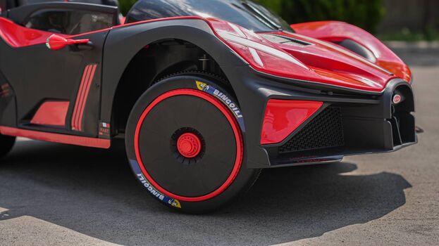 Bugatti Car Red - ელექტრო მანქანა, 3 image