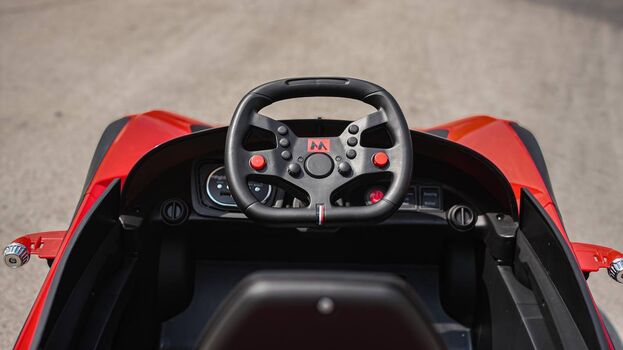 Bugatti Car Red - ელექტრო მანქანა, 9 image
