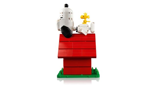 Lego  Ideas 21368 Peanuts: Snoopy's Doghouse, 6 image